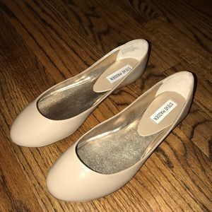 New Steve Madden Nude Ballet Flats